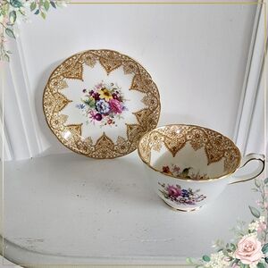 Paragon Floral Bouquet and Gold Filegree Teacup, Made in England, white Tea Cup